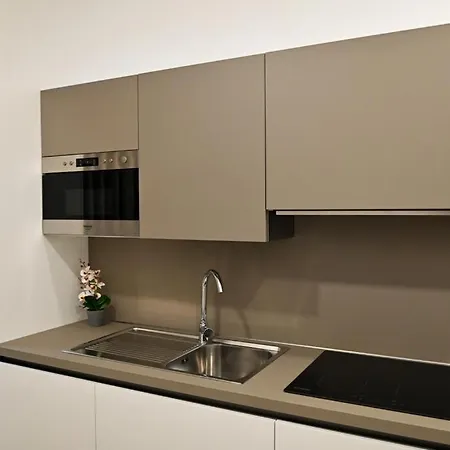 Floris Apartamento *